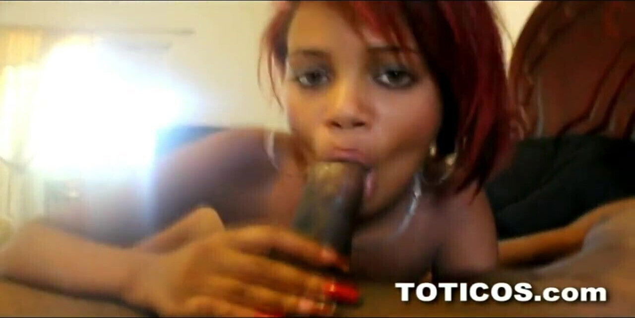 Two teenage Dominican babes tag team