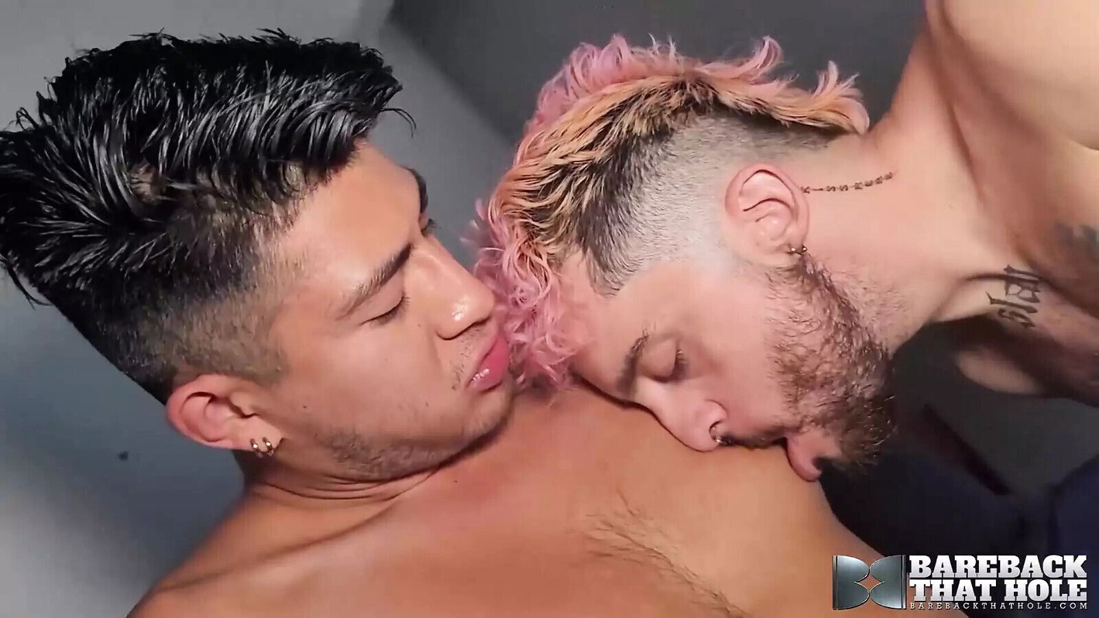 BAREBACKTHATHOLE Latino Herrera Breeds Bato Tatuodo