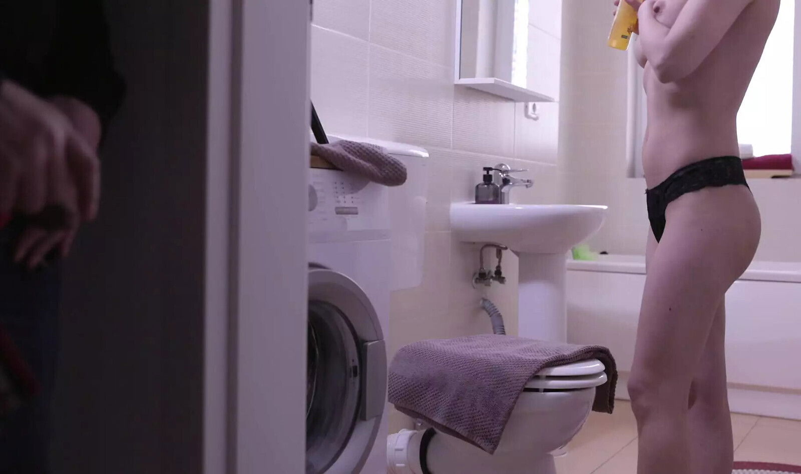 can't resist pussy, less than minute when caught masturbate