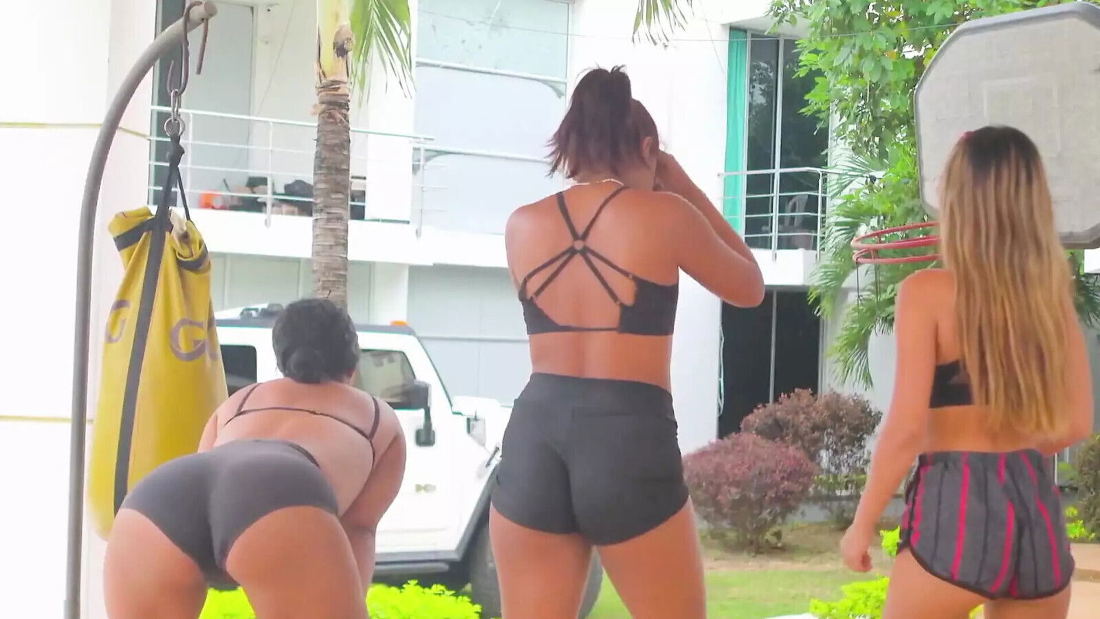 finally have scissor position GGmansion