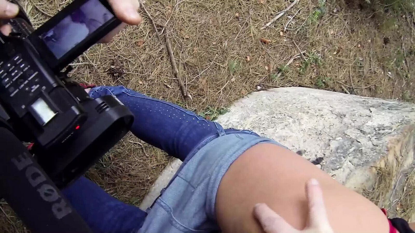 House Seller Blonde Used Make Costumer