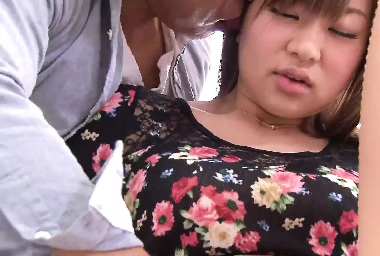 Body Strong Fingertips, Fragile Glimmering Part.2