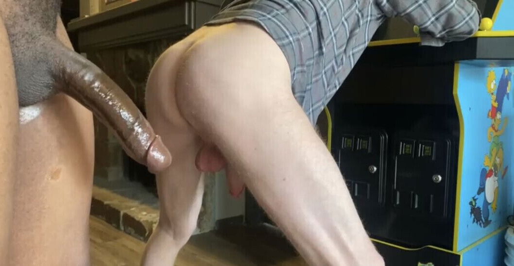 Straight Married Dad Get Fucked On Arcade Machine by Huge Cock