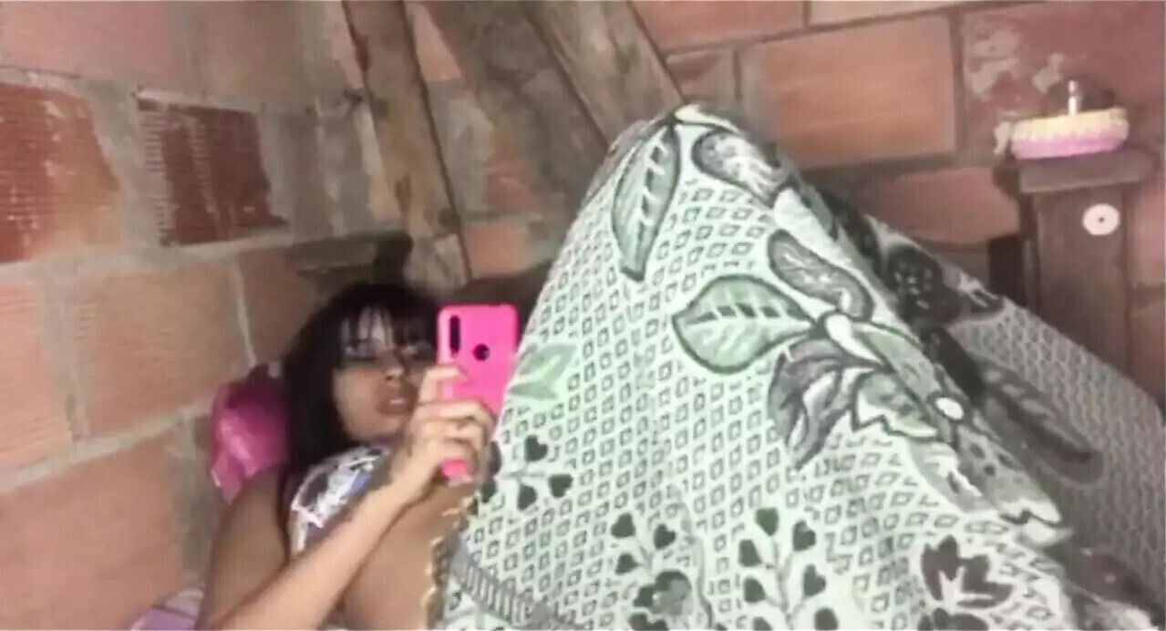 feel horny want penis, going find neighbor