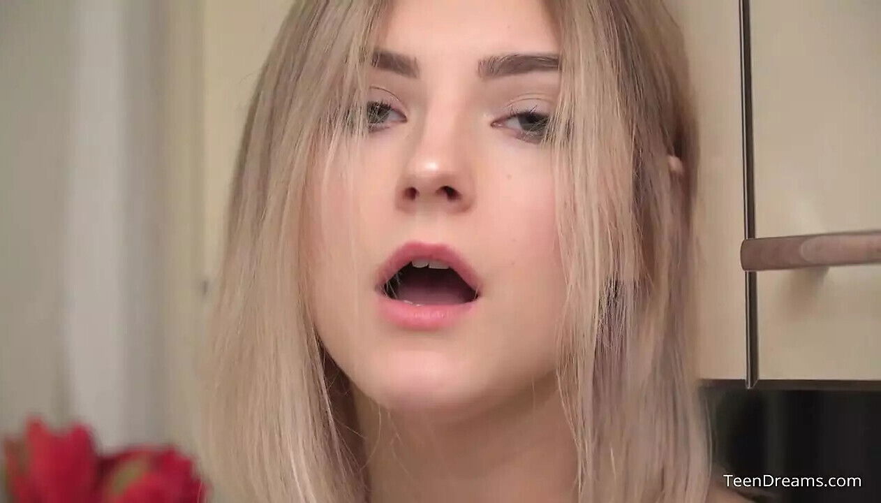 Elfie Masturbates With Whipped Cream