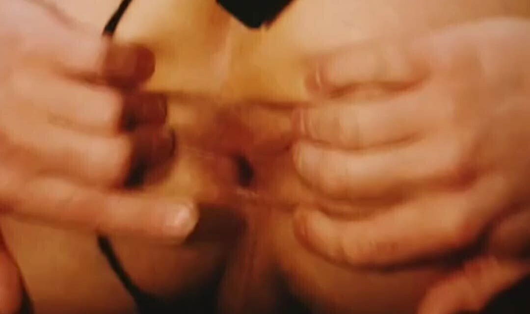sexy very horny slut shows what rewards with huge multiple cumshot
