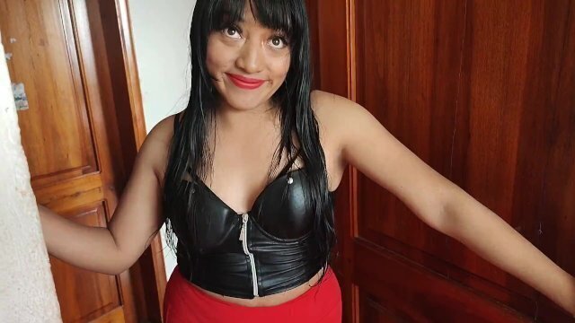 stepsister fucks with with stepbrotherbefore getting caught their parents