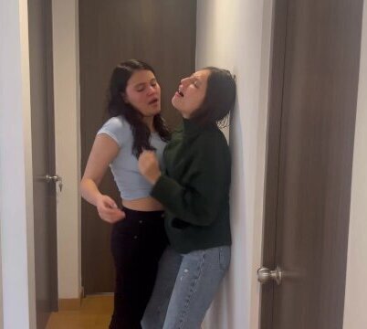 boss touched each other office meeting, gave very rich tongue