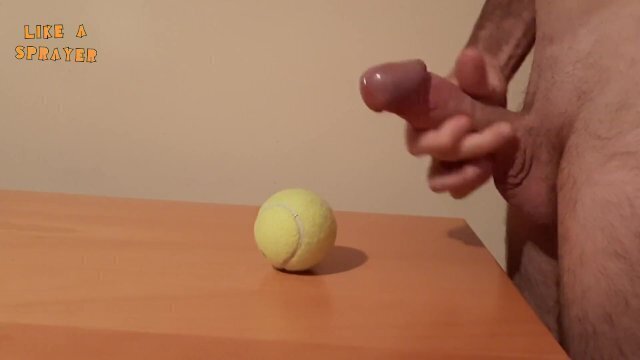 Sega sborrata pallina tennis