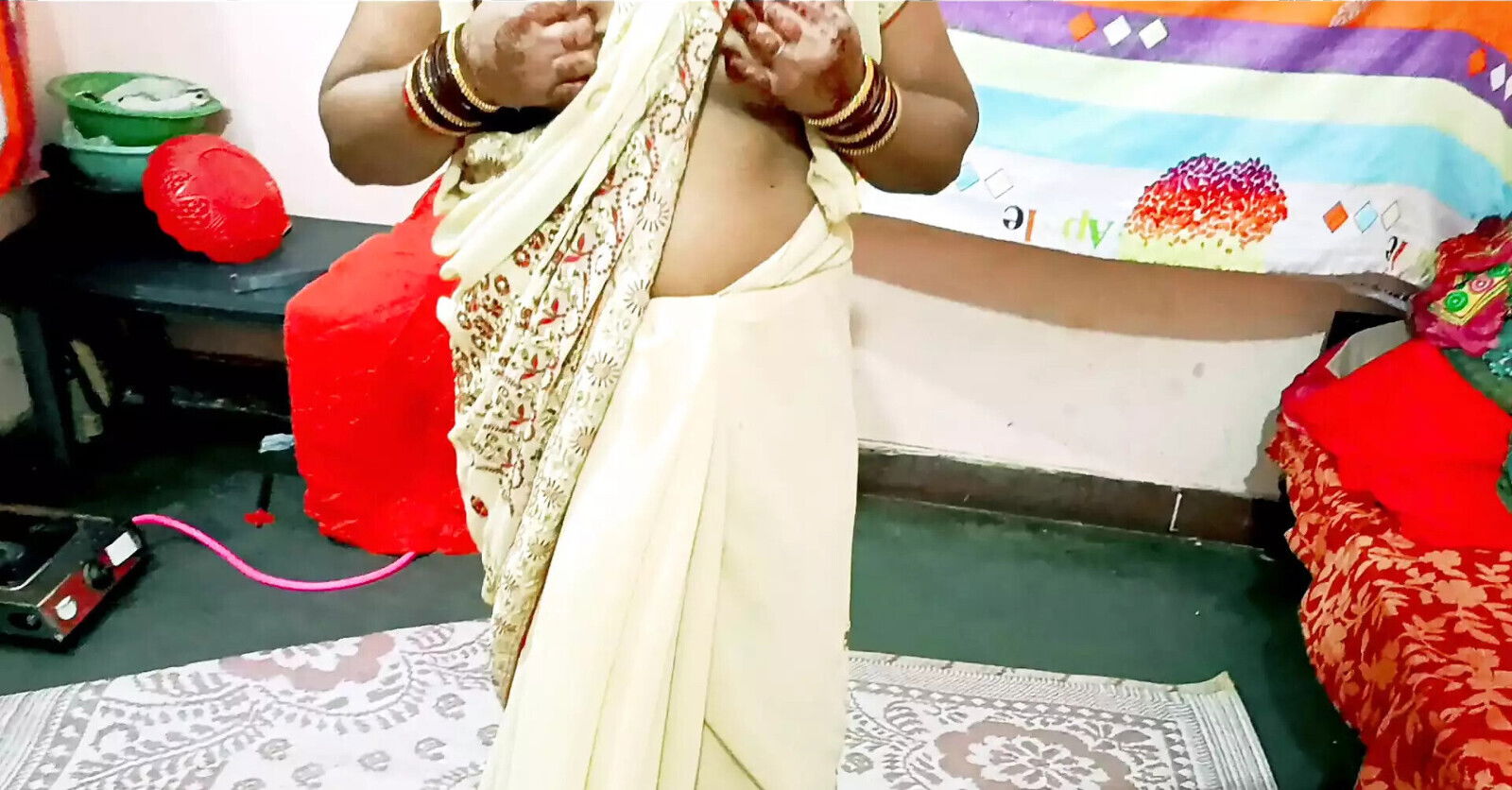 Desi ANNU bhabhi gand chudai hindi hardcore fuking doggy style