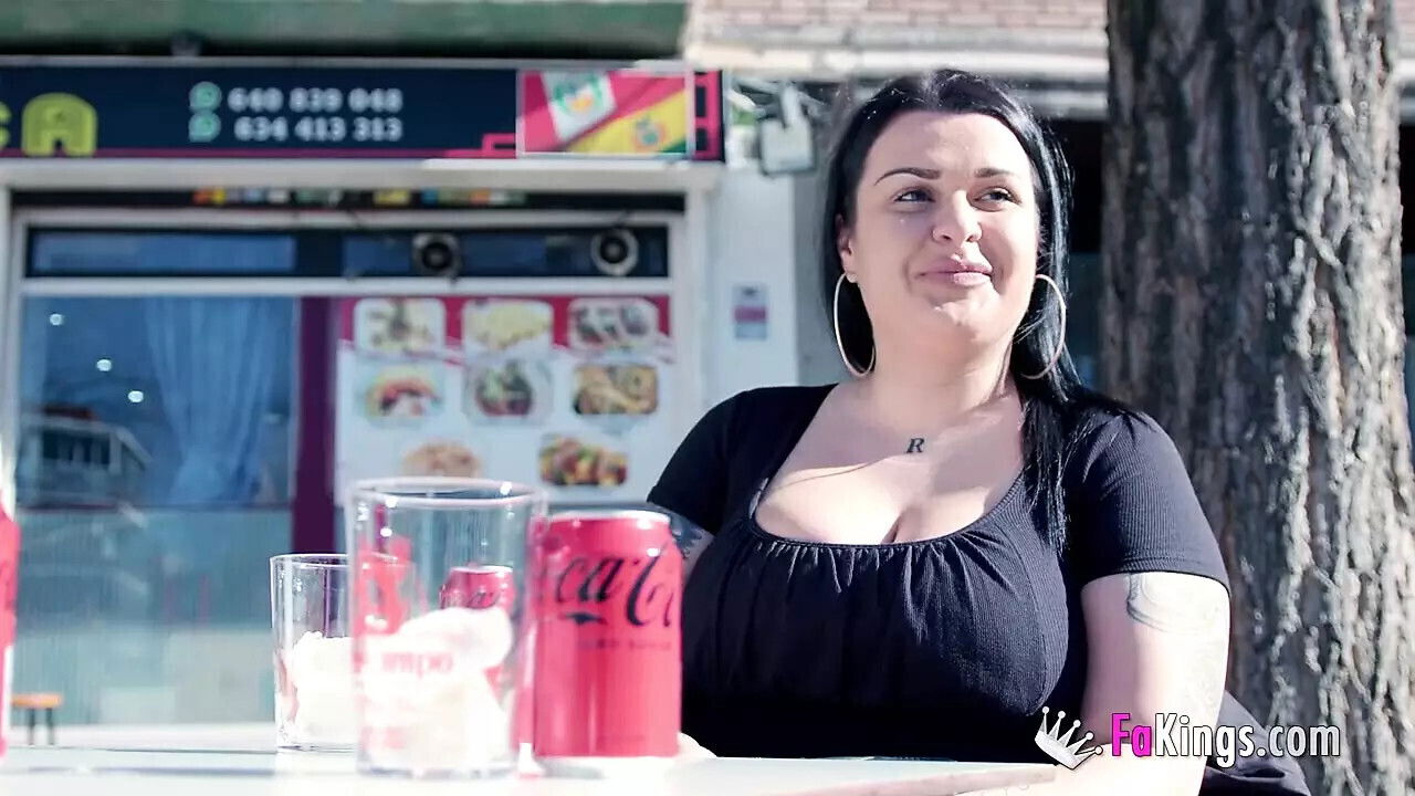 Years later... Sandra's back, still those HUGE TITS!