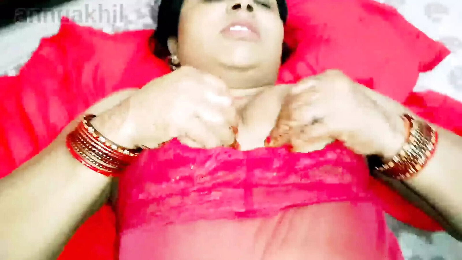 Indian desi bhabhi garam chut tabdtod chudai dever clear Hind vioce
