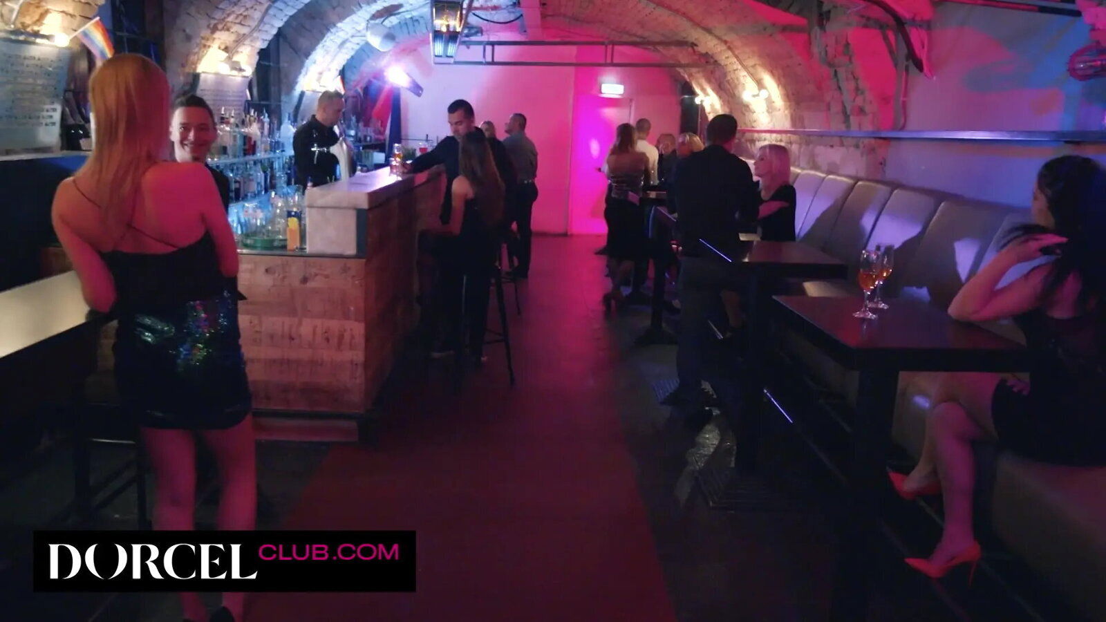 Full immersion with Clea Gaultier Alexis Crystal