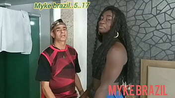 Fernanda chocolate atendente luxo atende muito mulher muito gostar&aacute_ pediu gozar boca dela sheer