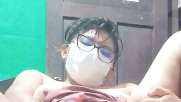 estaba excitada comence follarme vagina dildo vibrador regalo padrastro, tengo multiples orgasmos derrame liquidos vaginales