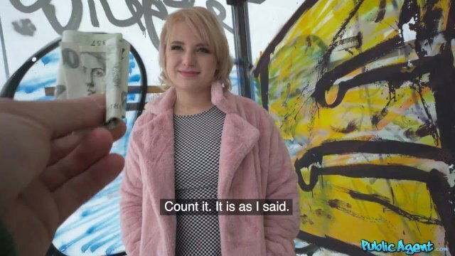 Public Agent Vaness Queen Took Nice Deep Mouth Pussy Until Splashed