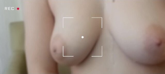 Szefowa miała zły dzień w pracy i musiała się odstresować. Znowu musiałem robić co chciała