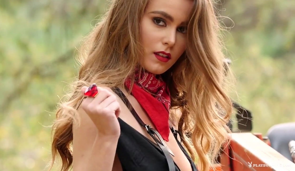 Amberleigh West in Hot Harvest - PlayboyPlus