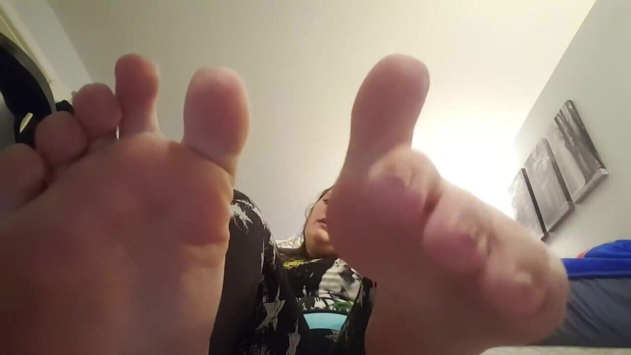cum for Her supreme soles