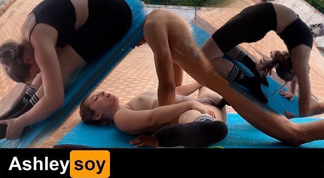 FOLLARME PARTE EJERCICIO YOGA