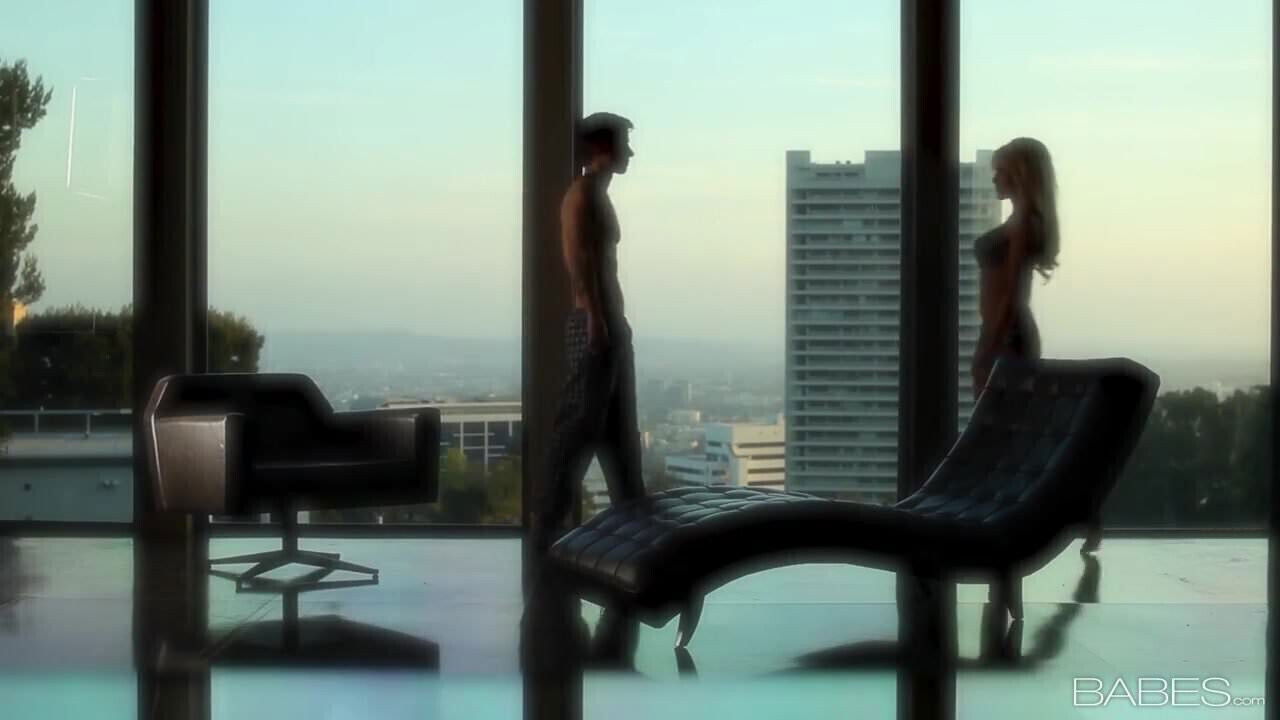 Babes.com DEEP NIGHT London Reagan