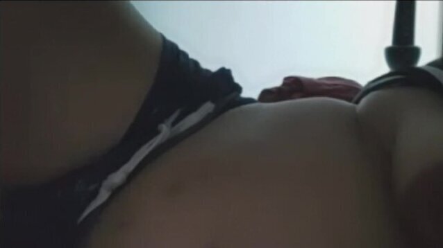 MAGHIHINTAY TIYAK KANTUTAN