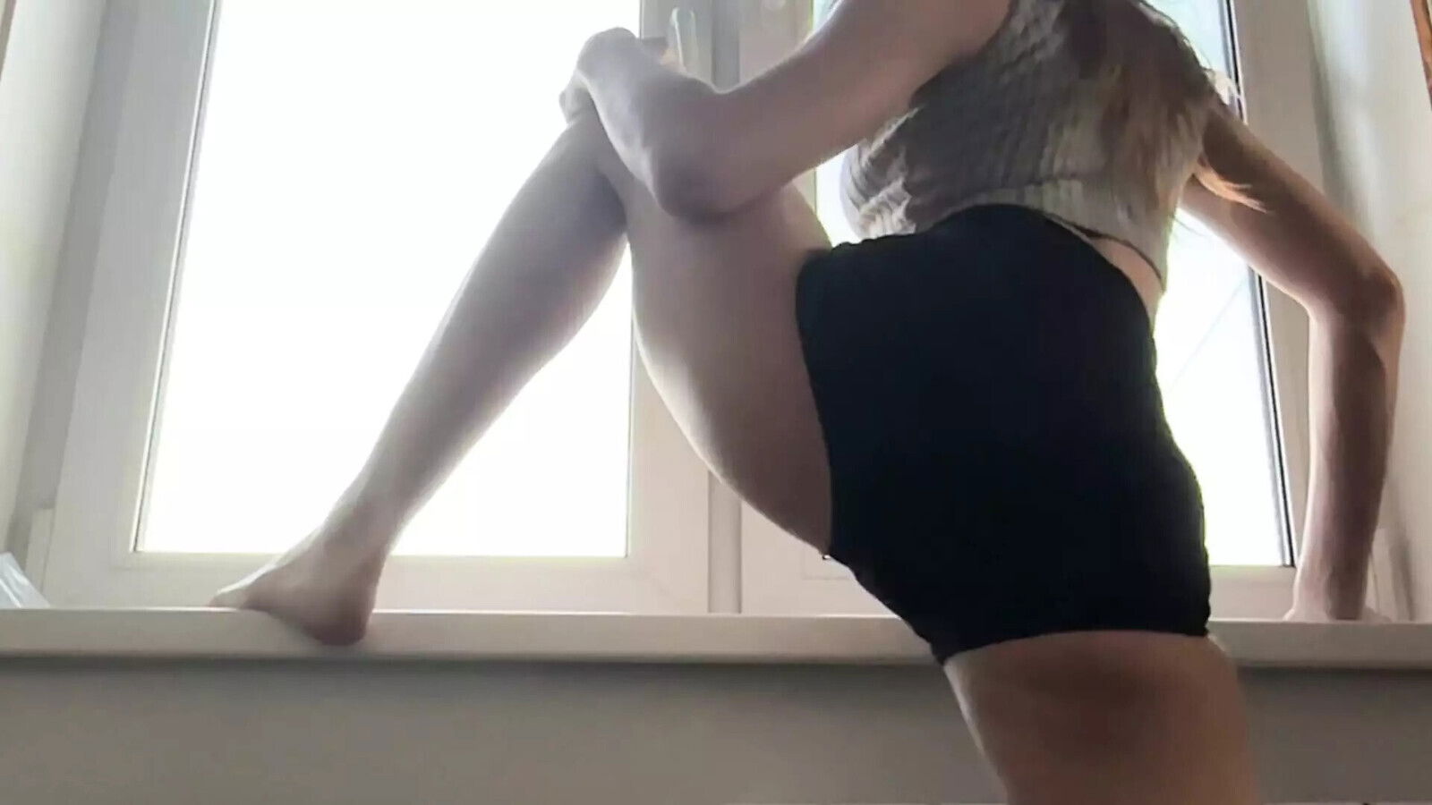 muscular body skinny teasing