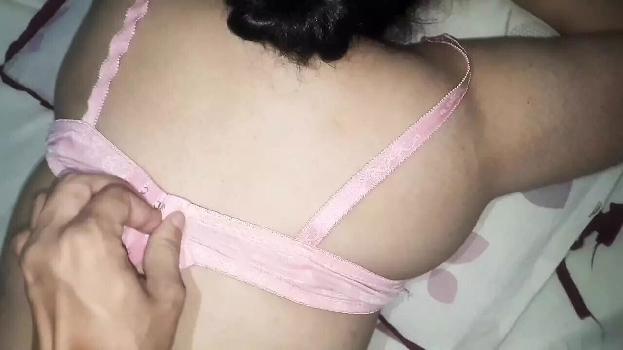 Desi bhabhi undressed night, Because sister feels very hot, Dever sister naked with