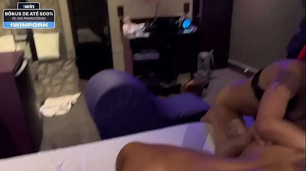 Troca casal novinhas