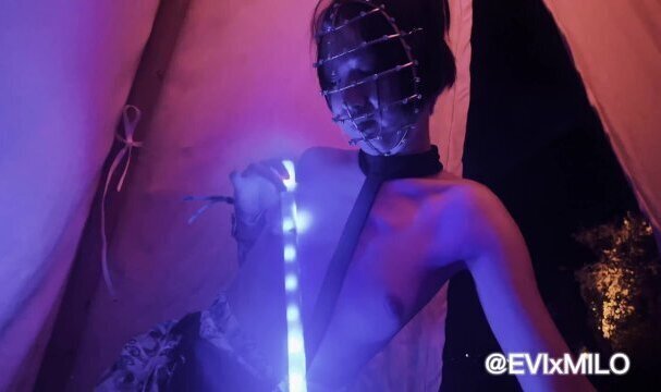 [Full Film]Asian girl giving blowjob in a tent at music festival with people walking by