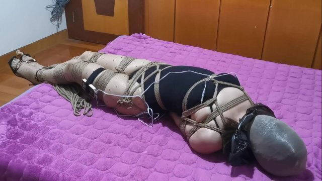 wife loves bondage part