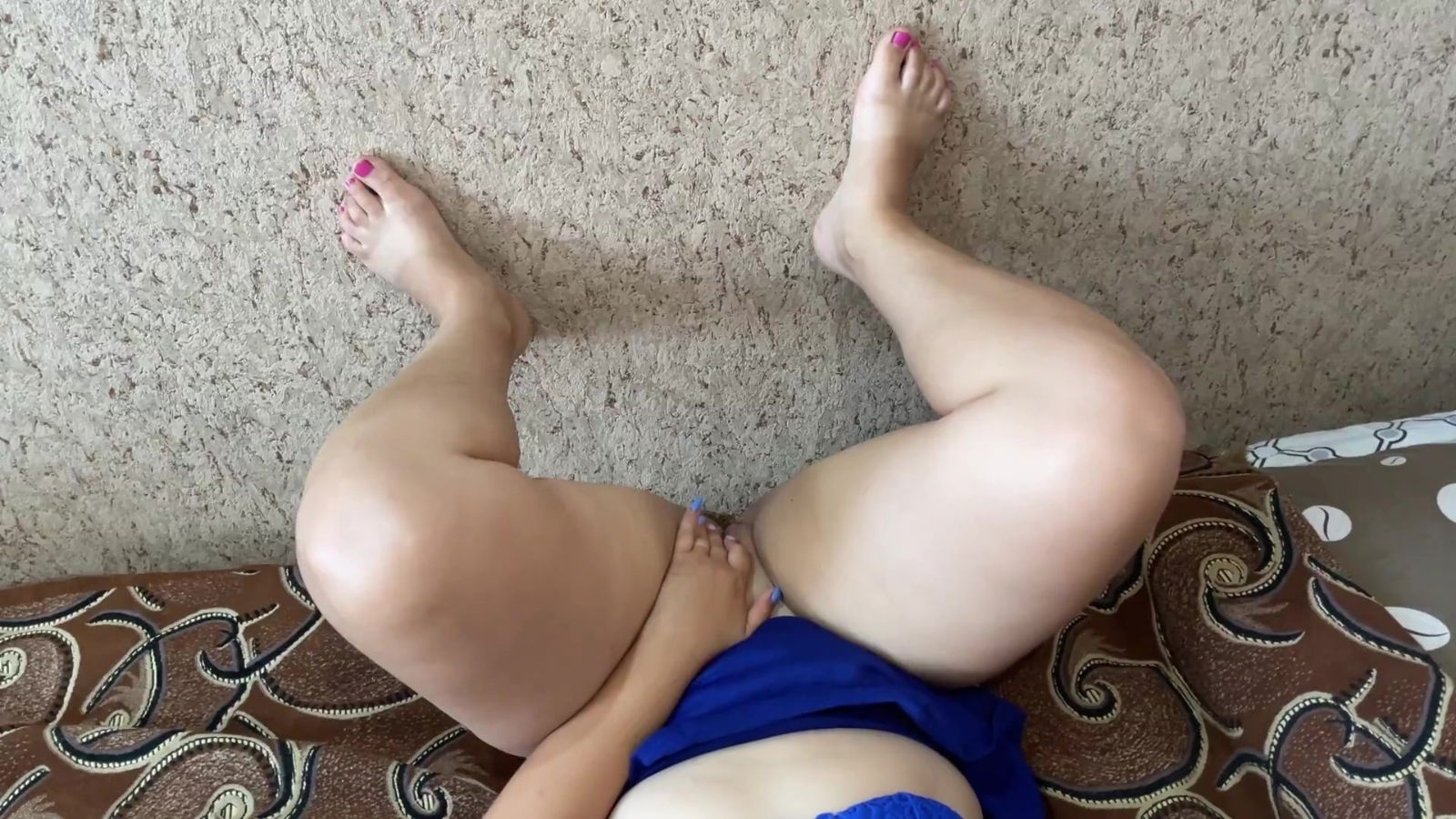 Seksualnaya Milfa Lubit Laskat Svou Kisku Napolnennuu Spermoi Posle Seksa-luxury