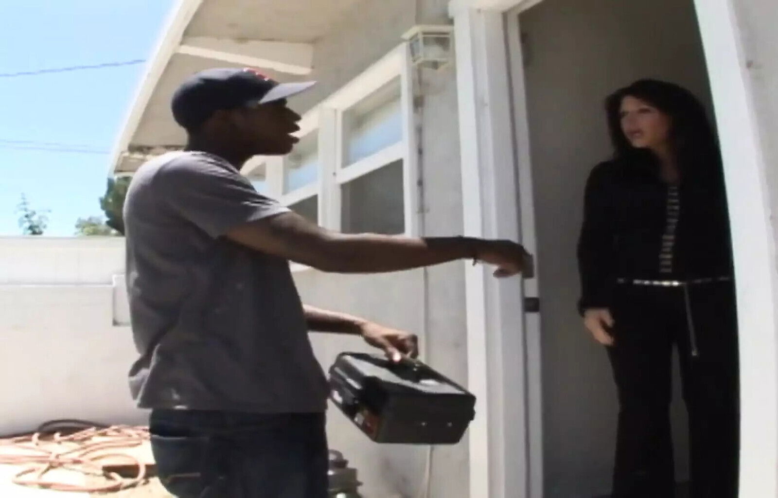 Interracial video with Kendra Secrets slutty MILF with sexy tattoos brown hair wants drink