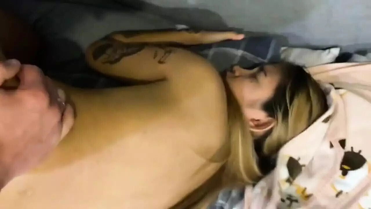 Hard deepthroat pussy fuck (16:9)