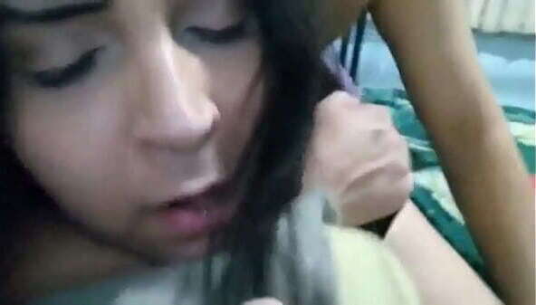 NOVINHA TRANS OPERADA DANDO GOSTOSO BUCETINHA