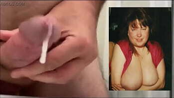 Another wankable photo of Trixie looking as sexy as ever, with those wonderful big tits.