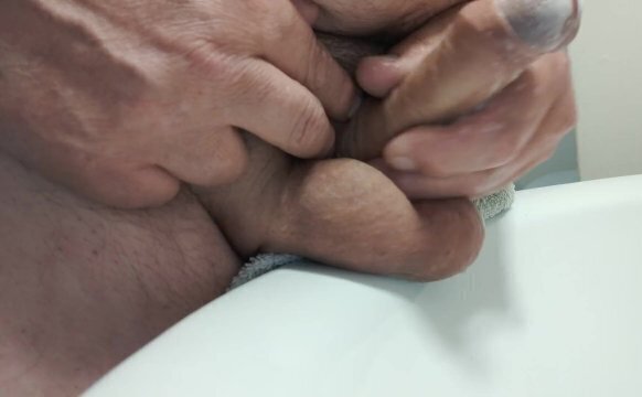 RASE QUEUE PROFITE POUR CARESSER JOUIR