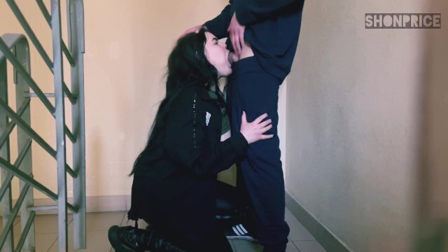 SOMETIMES NEIGHBOR LIKES SUCK DICK ENTRANCE!