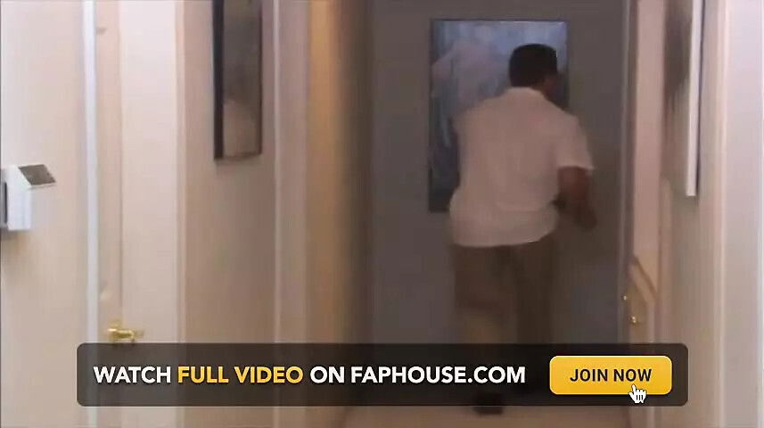 Terri Summers fucks home repair