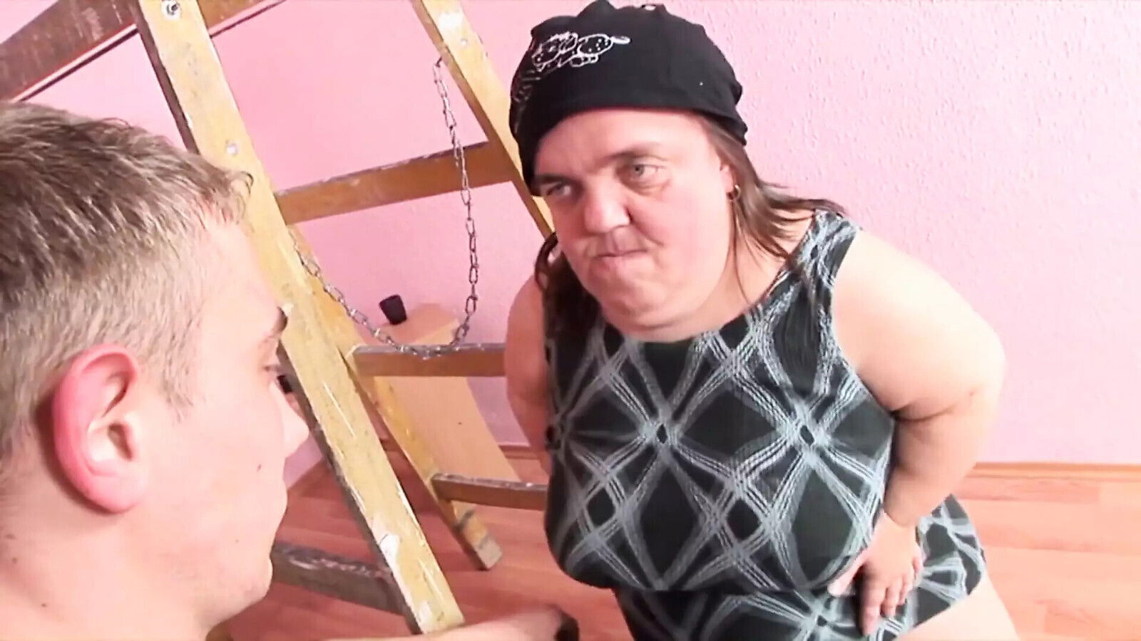 Midget MILF fucks young fill horny pussy