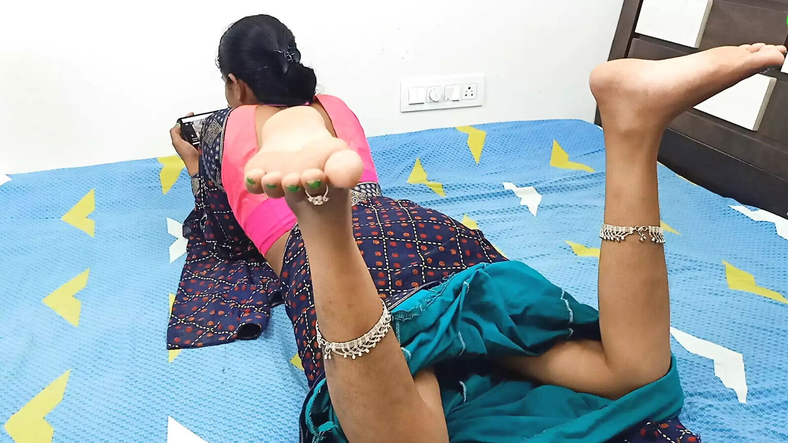 Komal rahi gand lene itna kyun hota