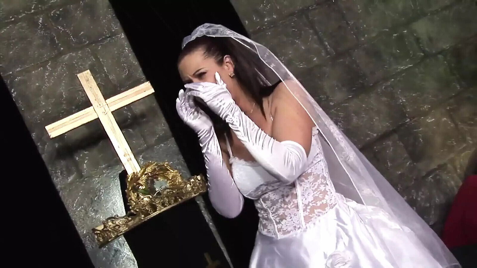 Mature woman Tanya slut with sexy tattoos brunette hair loves getting banged horny