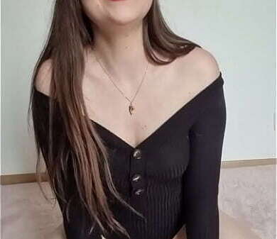 Luna Rival sexy black body