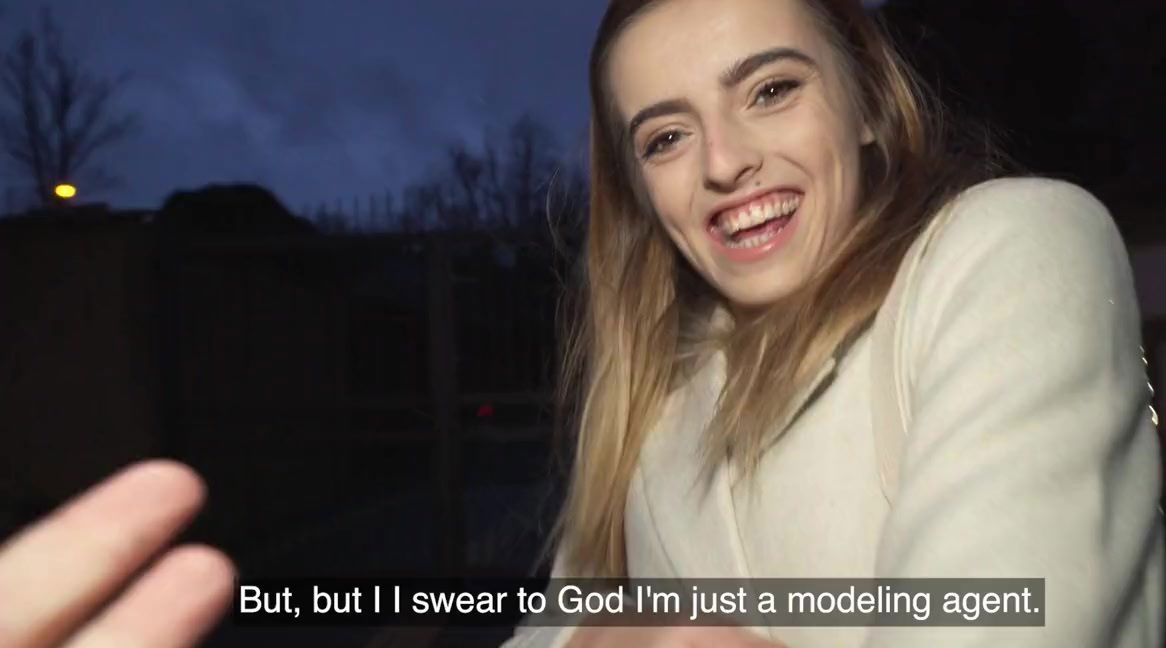 gives stranger blowjob before fucking with