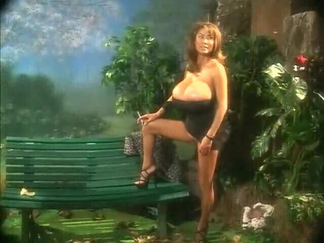 Boobsville P.D. behind the scenes extra