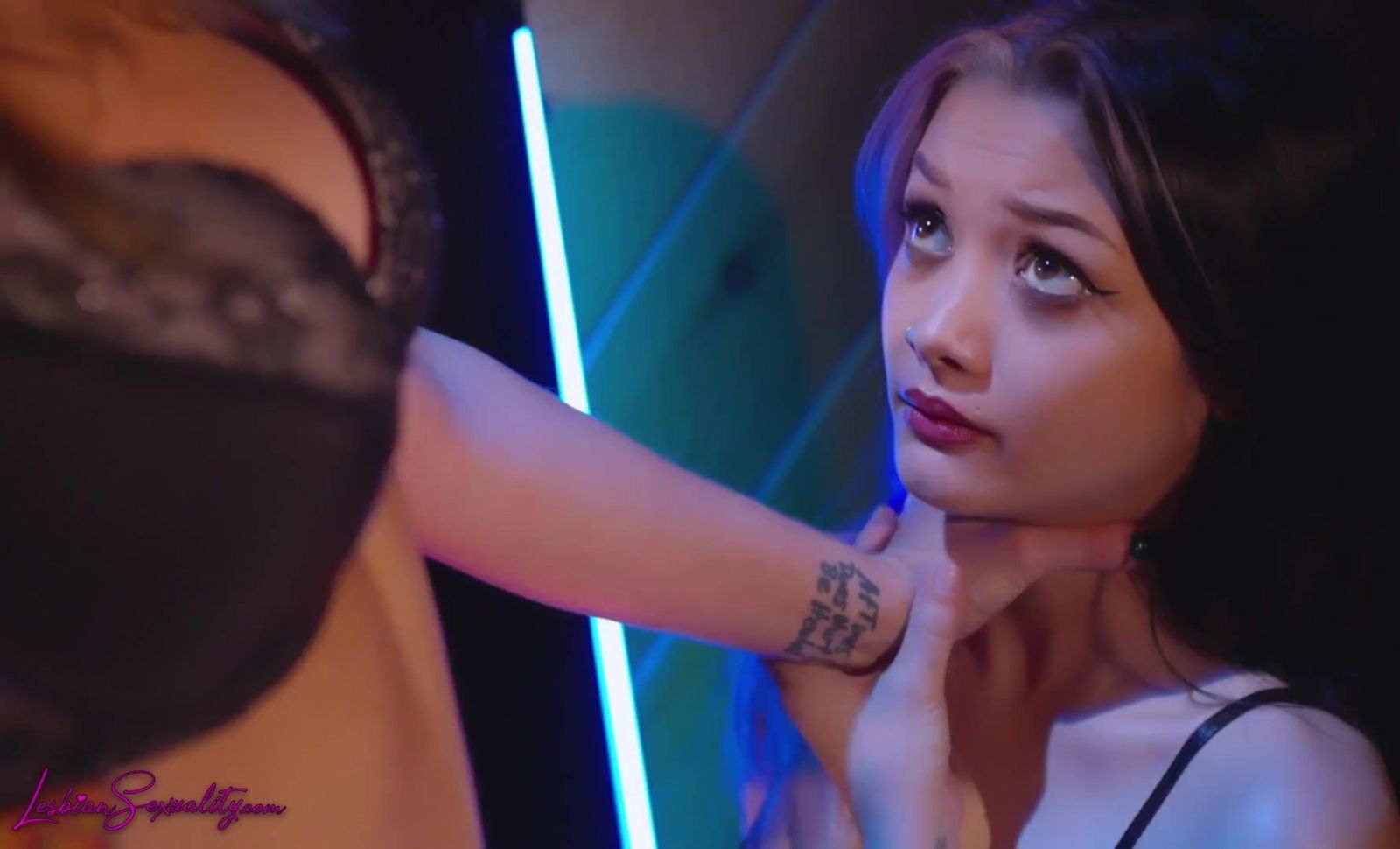 Submissive lesbian Alex Flor dominated bitch with strapon Electra Rayne