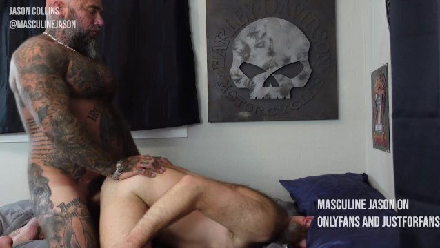 Jason Collins Fucks Blake Bearington Bareback!