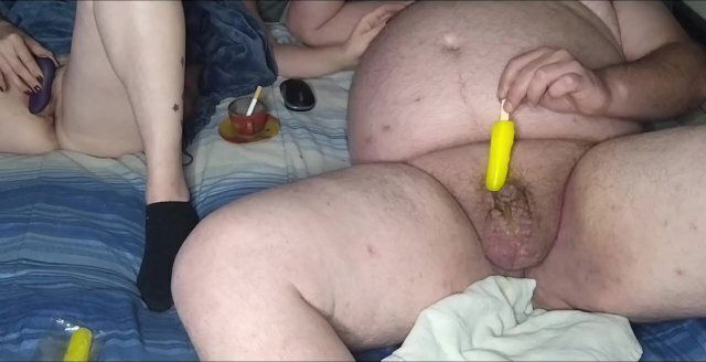 (14) MUTUAL MASTERBATE USES WHILE MELT POPCICLE INVERTED DICK