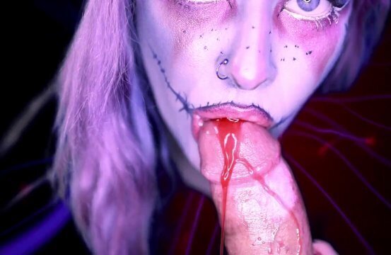 Facial Monster Mouth Cream Demistein Demi Doll Face