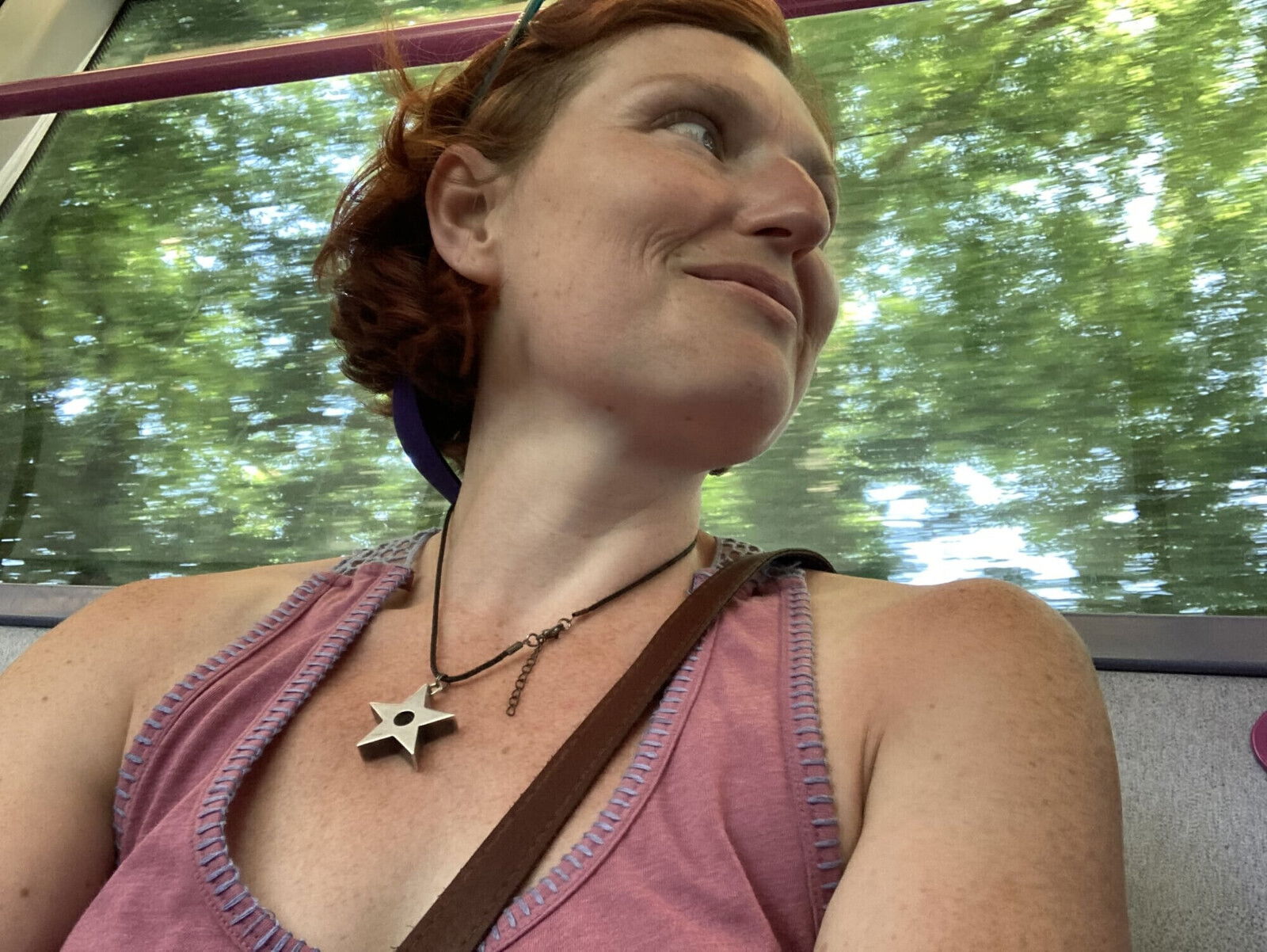 Bare boobies bus! Public Peakaboob, Volume